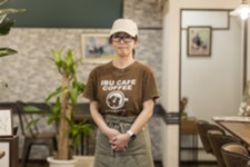 砂むしに埋もれたクマとパッションゼリー「砂クマちゃん」