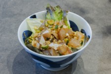 東洋のハワイ「指宿ポキ丼」
